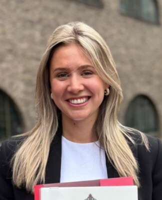 Fleur zoekt een Appartement / Studio in Nijmegen